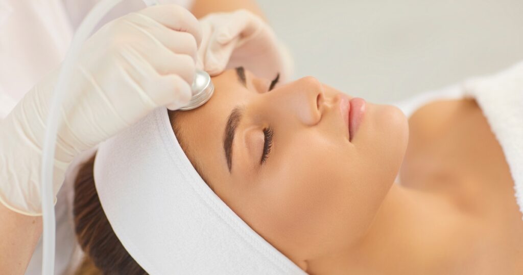 Non-Surgical Alternatives To Face Liposuction