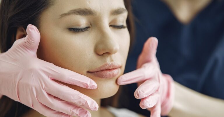 Facial Cheeks Liposuction: Discover The Impact On Face