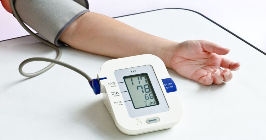 Lipo With High Blood Pressure: Considerations And Safety Tips