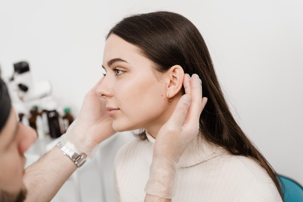 Otoplasty Recovery Tips From A Plastic Surgeon